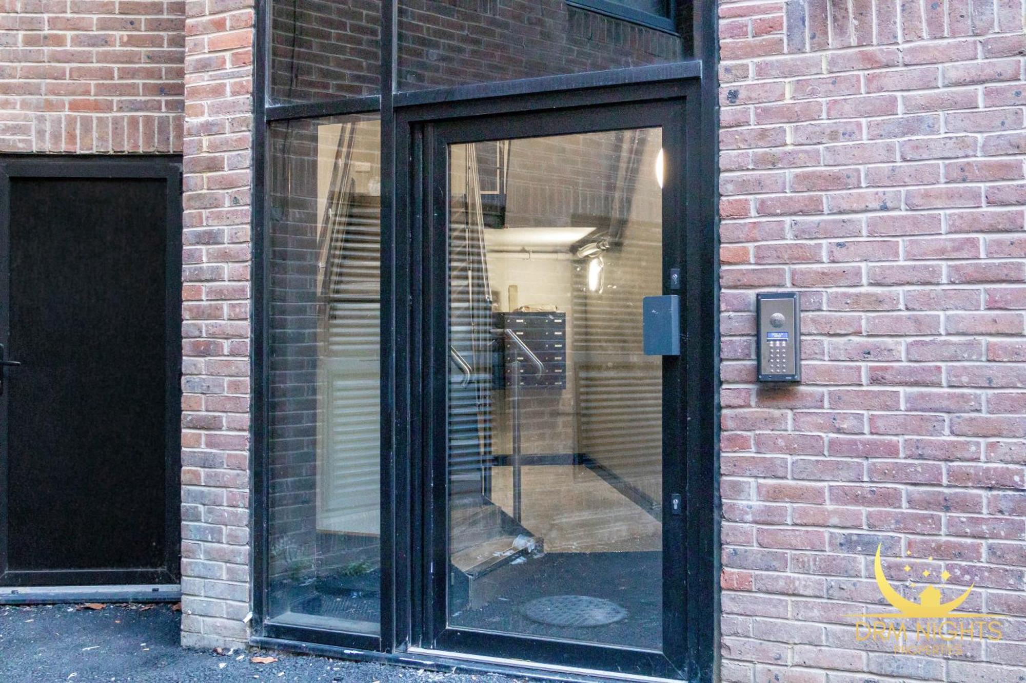 Modern 1-Bedroom Apartment In Leeds City Centre Sleeps 2 Central Station Extérieur photo